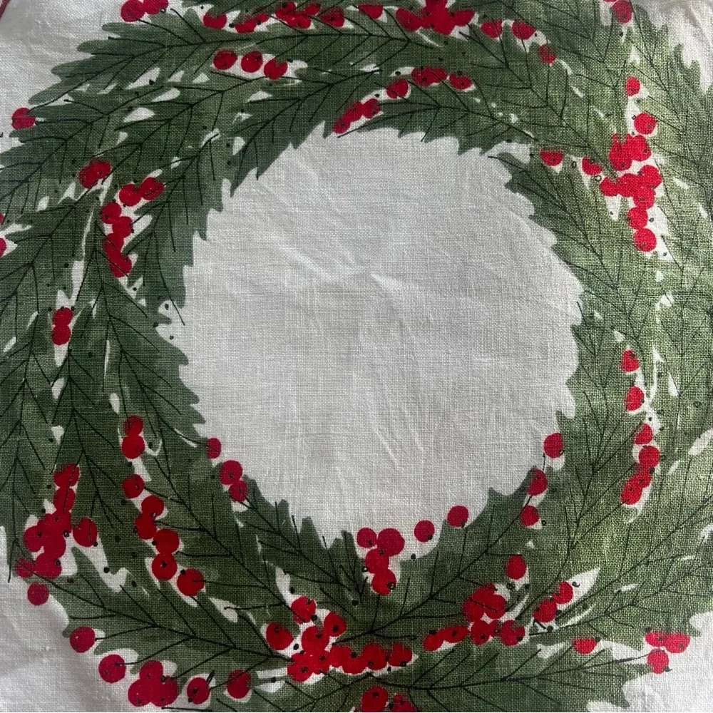 Vintage Vera Neumann Holly Wreath Christmas Linen Decor